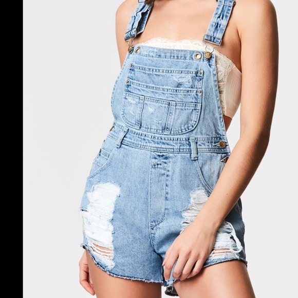 LF Pants - NEW🎈- Carmar denim distressed shortalls